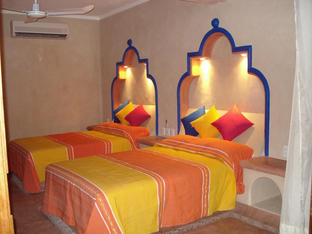 Villa Del Pescador Zihuatanejo Room photo